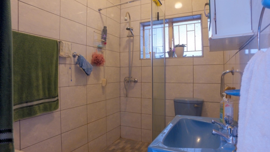 2 Bedroom Property for Sale in Rustenburg Central North West